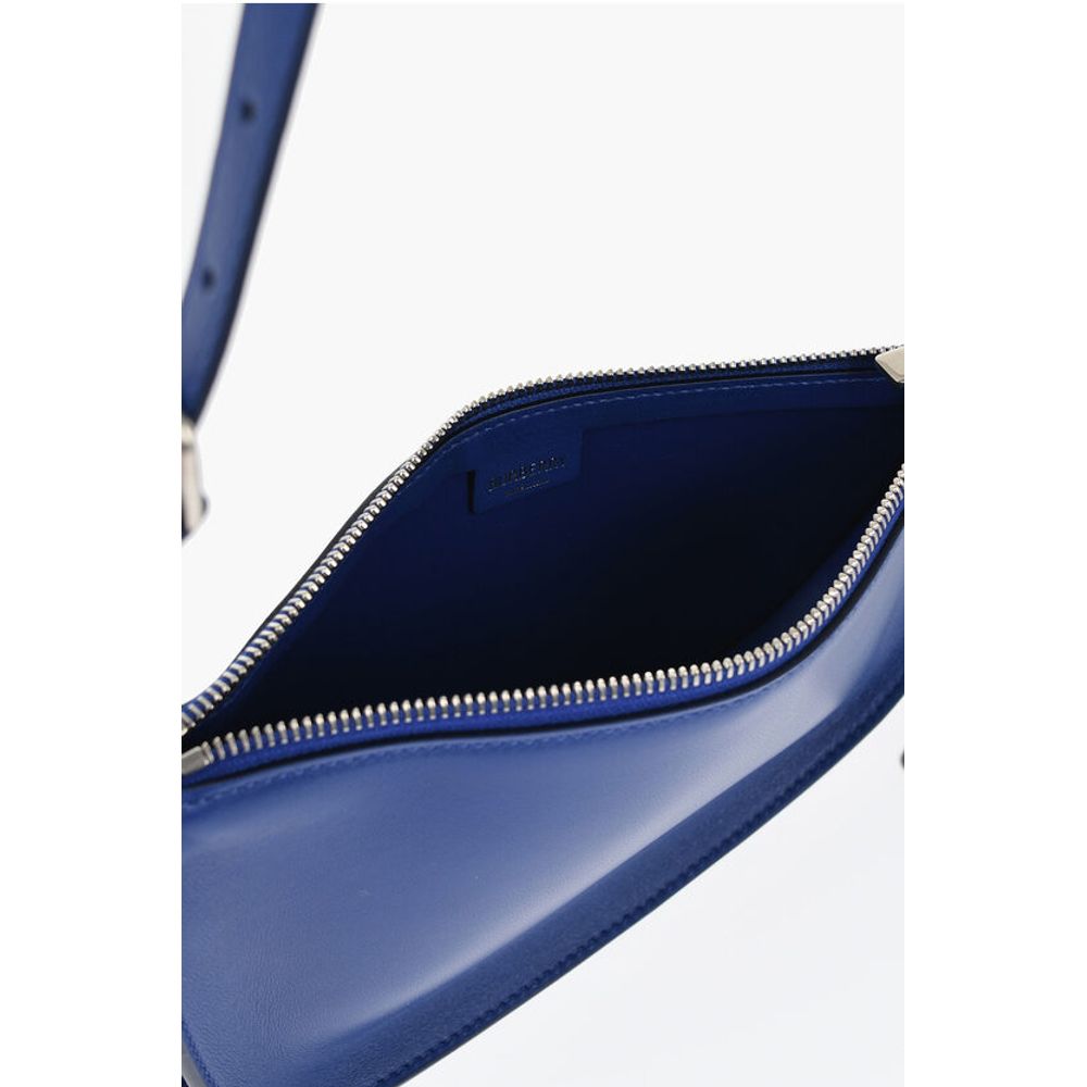 Burberry Umhängetasche aus blauem Lammfell